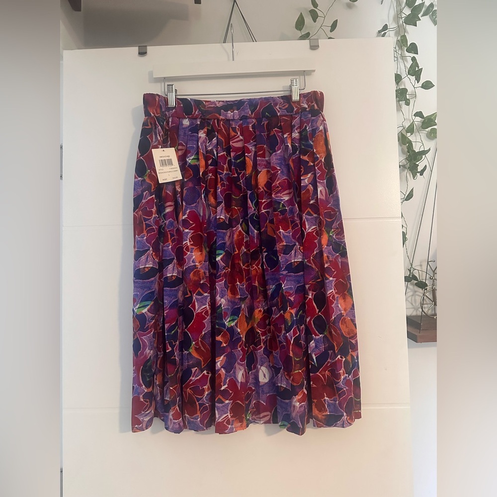 Floral Women's Skirt - Multicolor